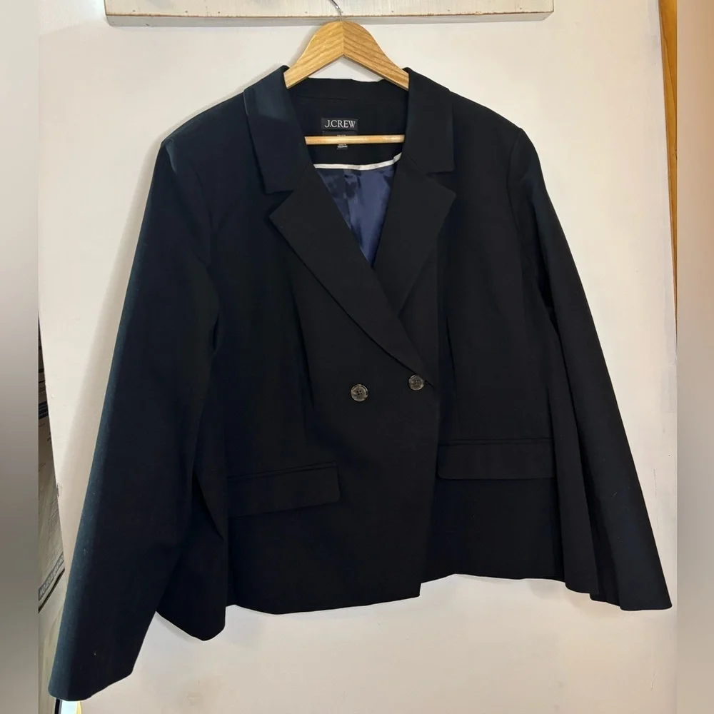 NWOT J. Crew Devon blazer in bi-stretch cotton blend